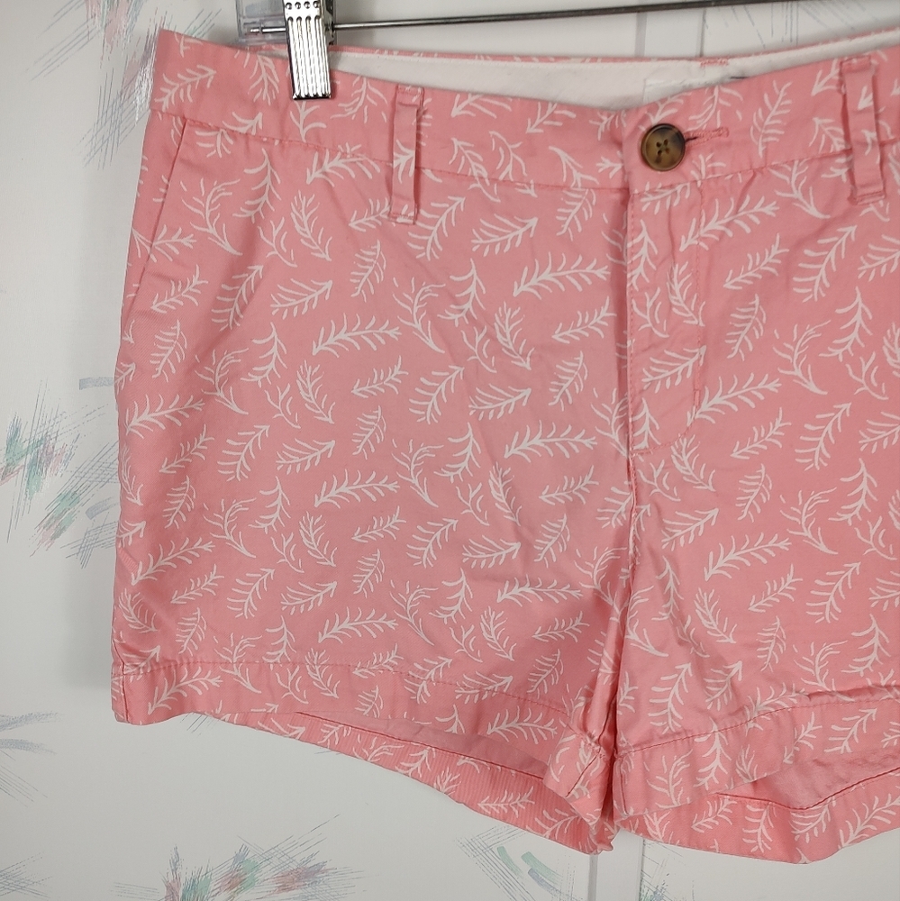 Old Navy Everyday 3" Shorts 8 - Picture 2 of 10